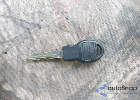 2017 Ram 1500 Slt 4X4 6'4 Box from USA, damaged, VIN 1C6RR7TT2HS792347